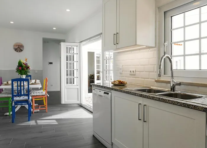 Casa Avós Félix Lopes *